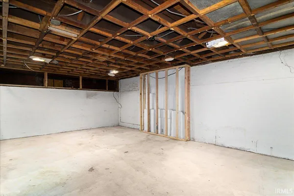 $244,900 | 1401 Southeast Boulevard, Evansville, IN 47714