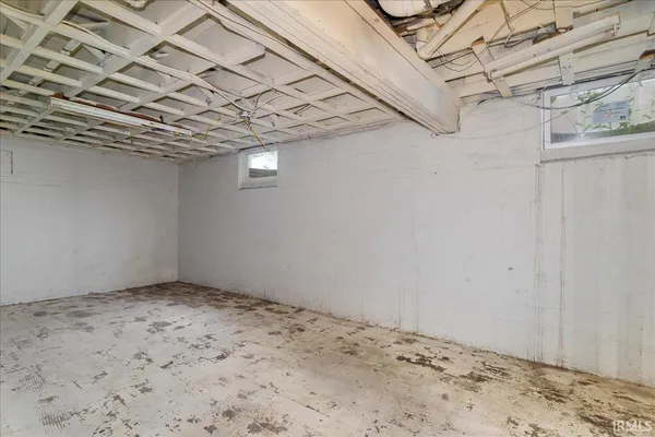 $244,900 | 1401 Southeast Boulevard, Evansville, IN 47714