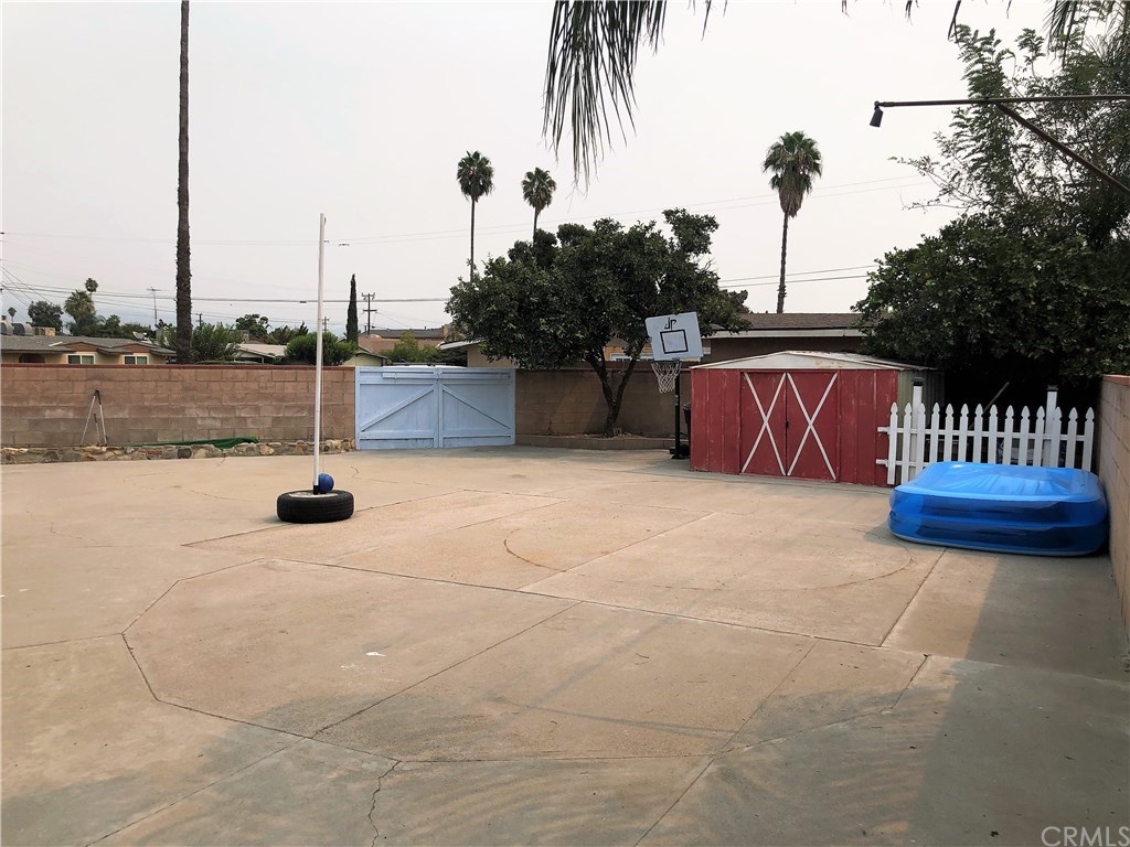 141 East Fromer Street Rialto, CA 92376 - Photo 20 of 21 RV Parking