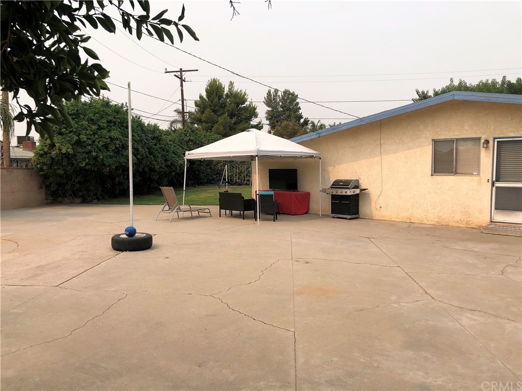141 East Fromer Street Rialto, CA 92376 - Photo 21 of 21 RV Parking and Plenty of room for toys.