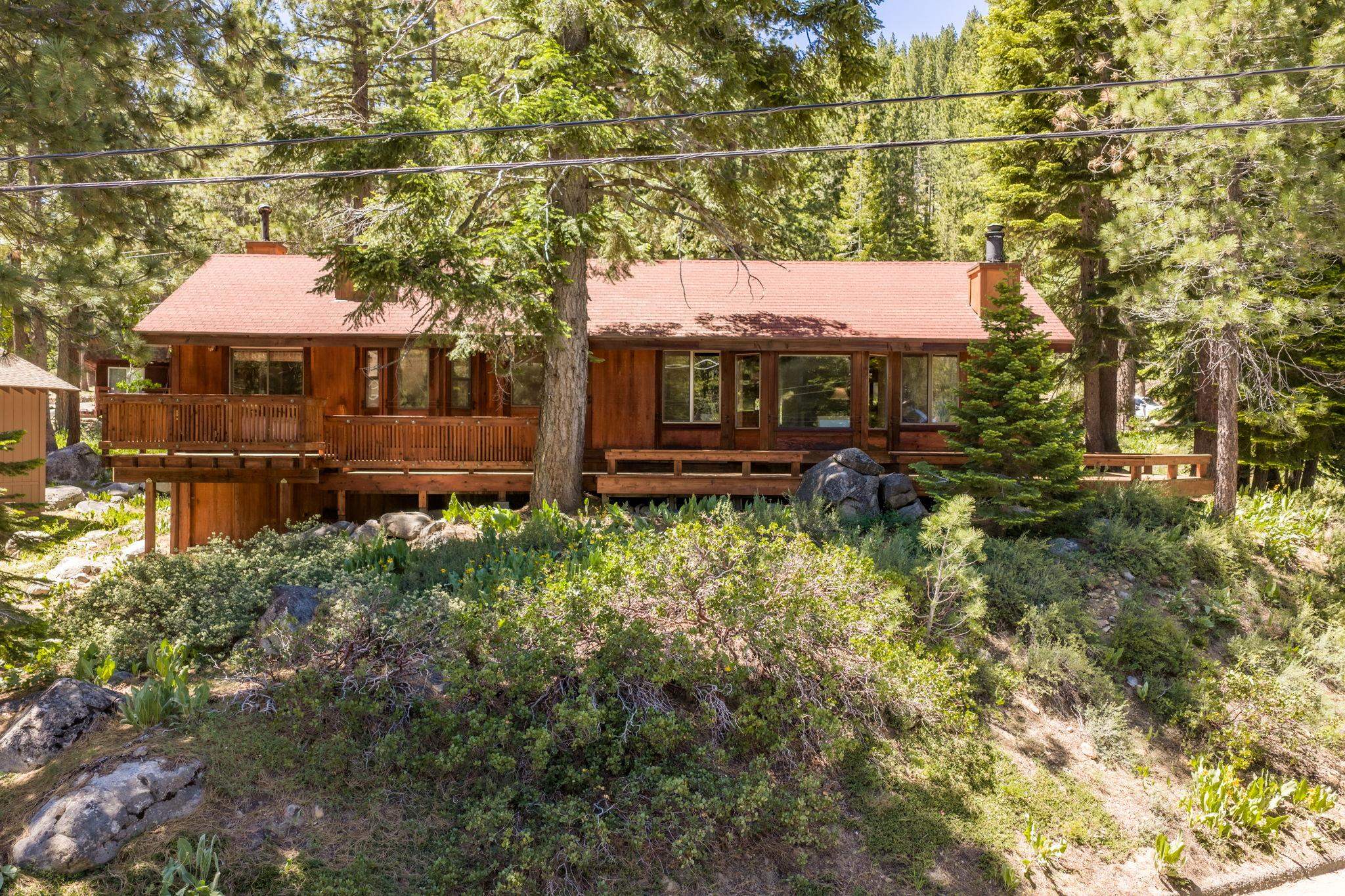121 Tiger Tail Road Olympic Valley, CA 96146 - Photo 5 of 28