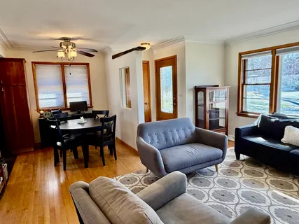 $389,900 | 614 East Madison Street, Villa Park, IL 60181