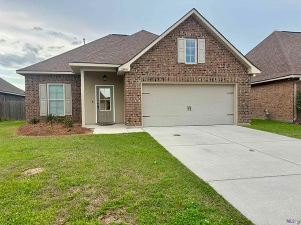 $229,900 | 32451 Curtis Cove Lane, Denham Springs, LA 70706
