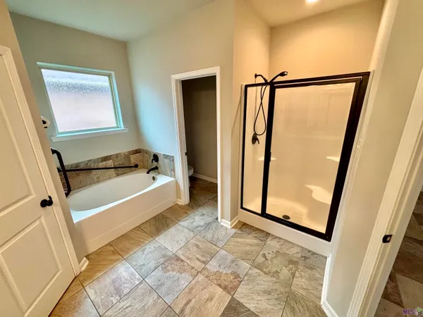 $229,900 | 32451 Curtis Cove Lane, Denham Springs, LA 70706