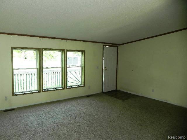 6695 Ball Road Romulus, MI 48174 - Photo 19 of 23 261-937553_Living Room View 2.jpg