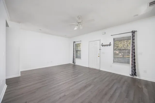 $259,900 | 205 Marquette Avenue, Unit 1, Niceville, FL 32578