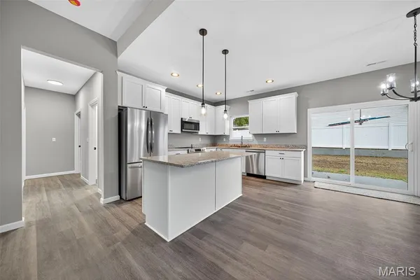 $345,000 | 108 Jimmy H Drive, Jonesburg, MO 63351