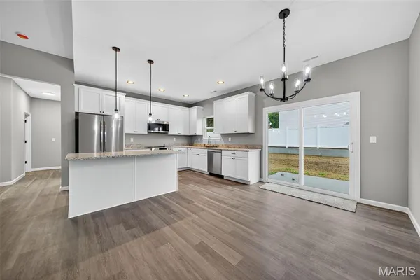 $345,000 | 108 Jimmy H Drive, Jonesburg, MO 63351