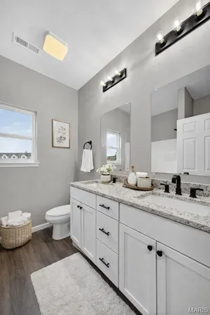 $345,000 | 108 Jimmy H Drive, Jonesburg, MO 63351