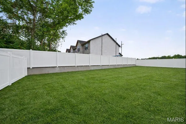 $345,000 | 108 Jimmy H Drive, Jonesburg, MO 63351