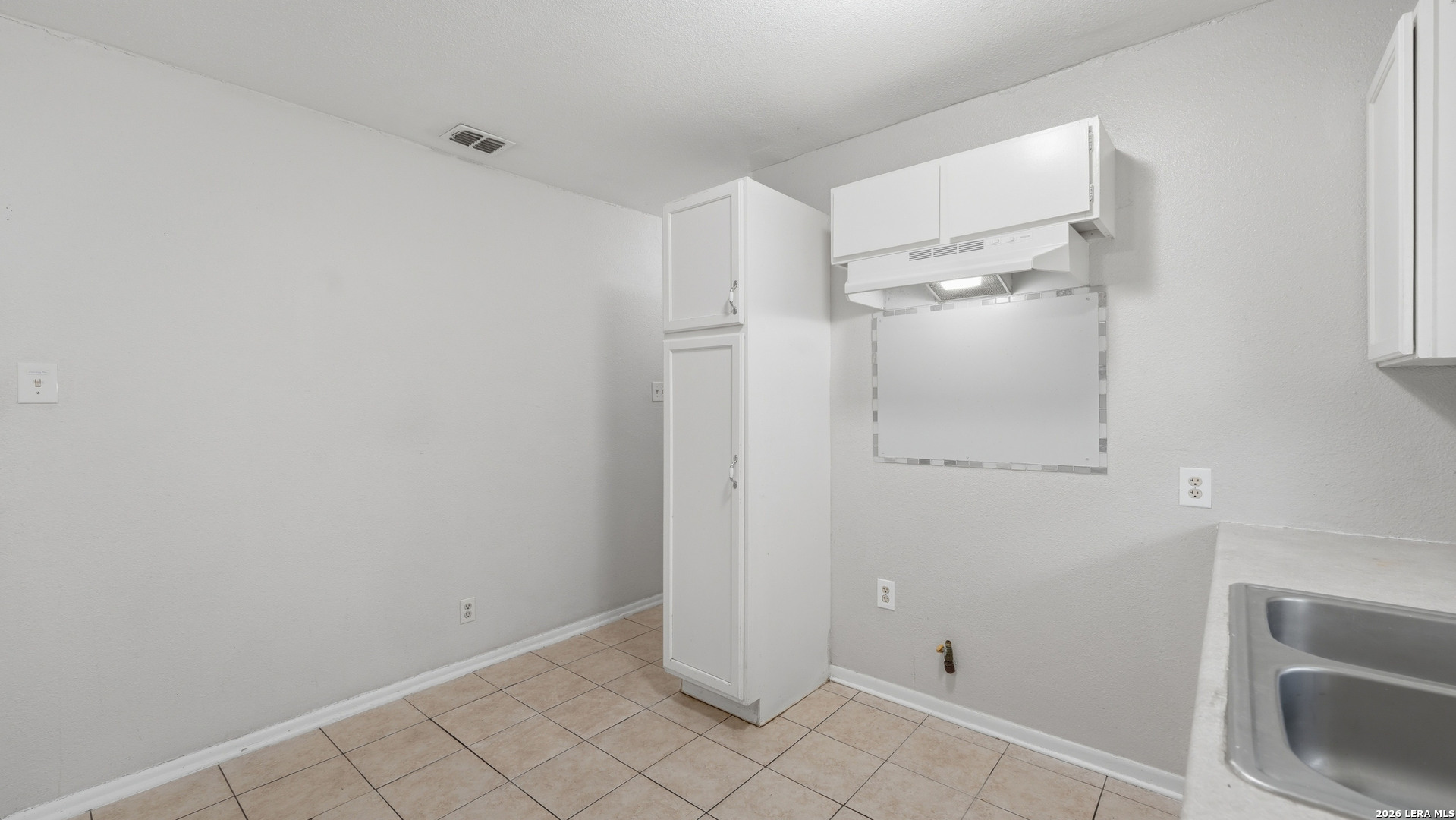 103 7th Street Converse, TX 78109 - Photo 18 of 33