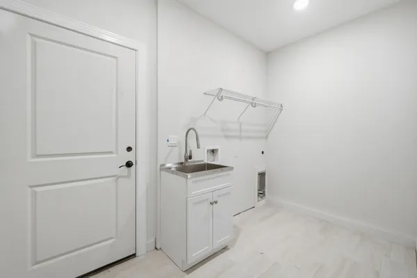$680,000 | 423 Marquette Street, Valparaiso, FL 32580