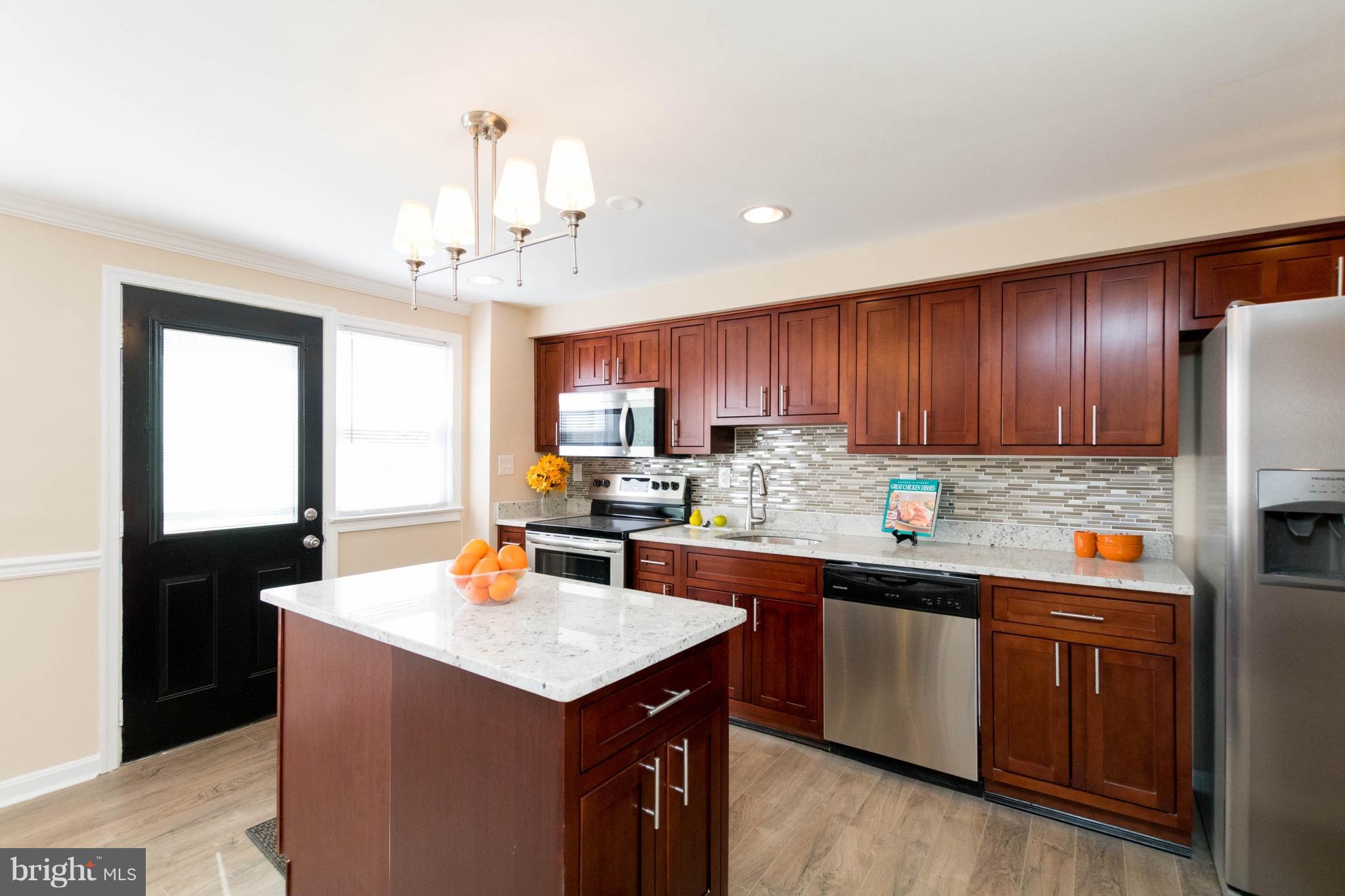 5527 Whitby Road Baltimore, MD 21206 - Photo 13 of 30 Interior (General)