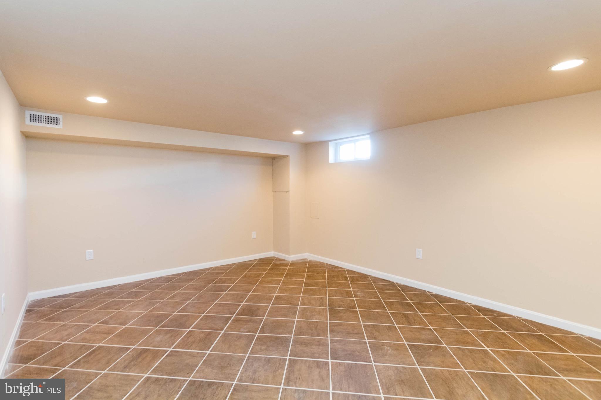 5527 Whitby Road Baltimore, MD 21206 - Photo 25 of 30 Interior (General)