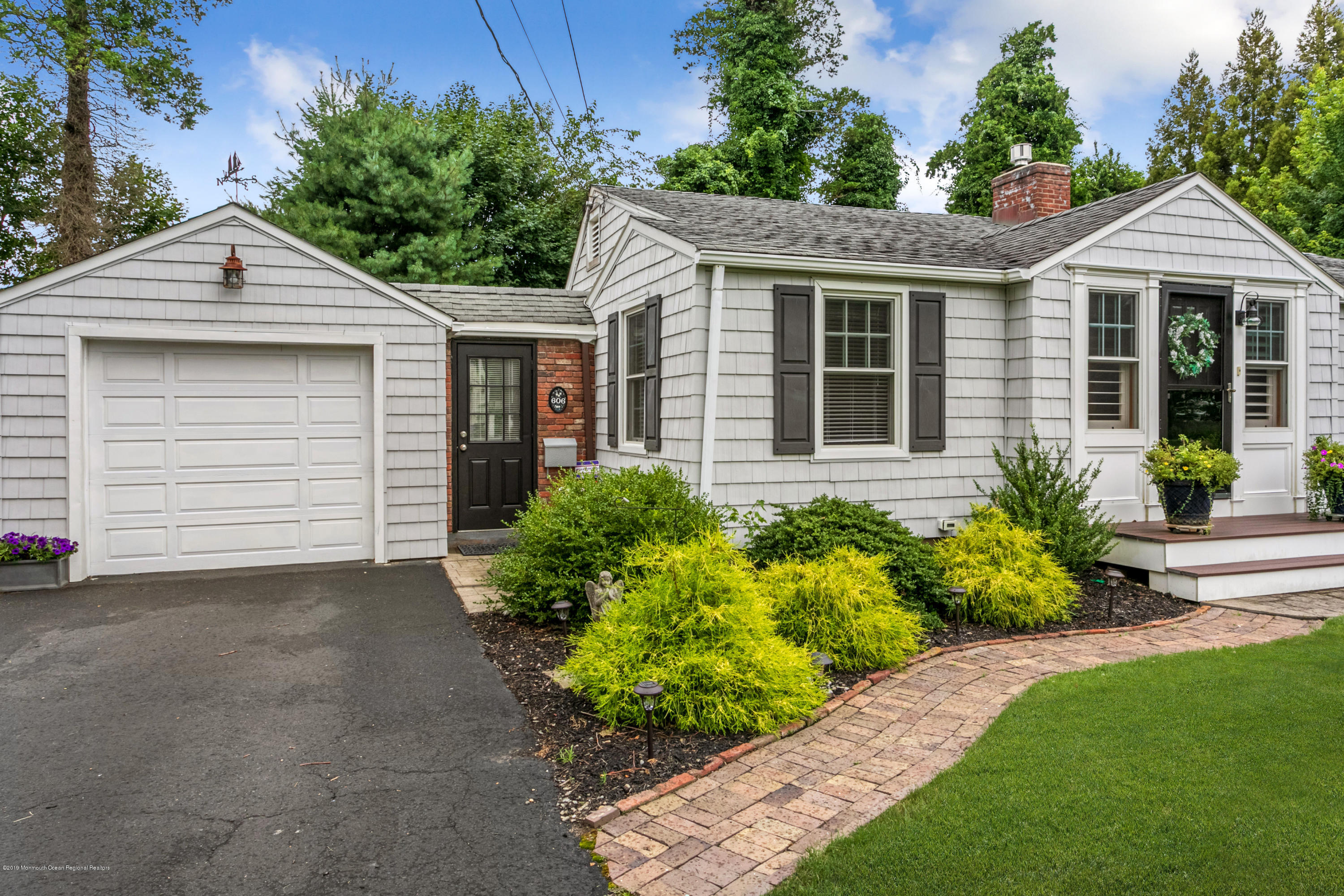 606 Locust Road Brielle, NJ 08730 - Photo 4 of 28 4