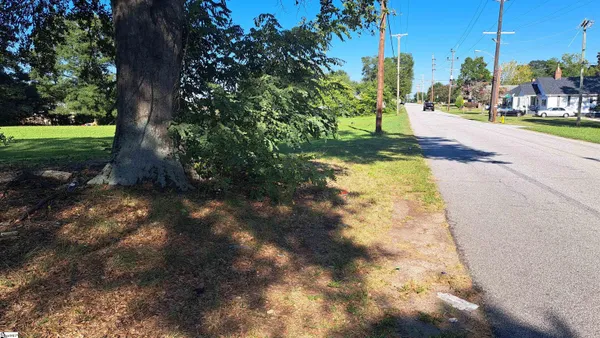 $515,000 | 505 Hampton Road, Greer, SC 29651