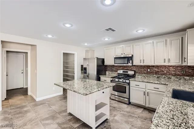 $2,679 | 8717 Apiary Wind Street, Las Vegas, NV 89131