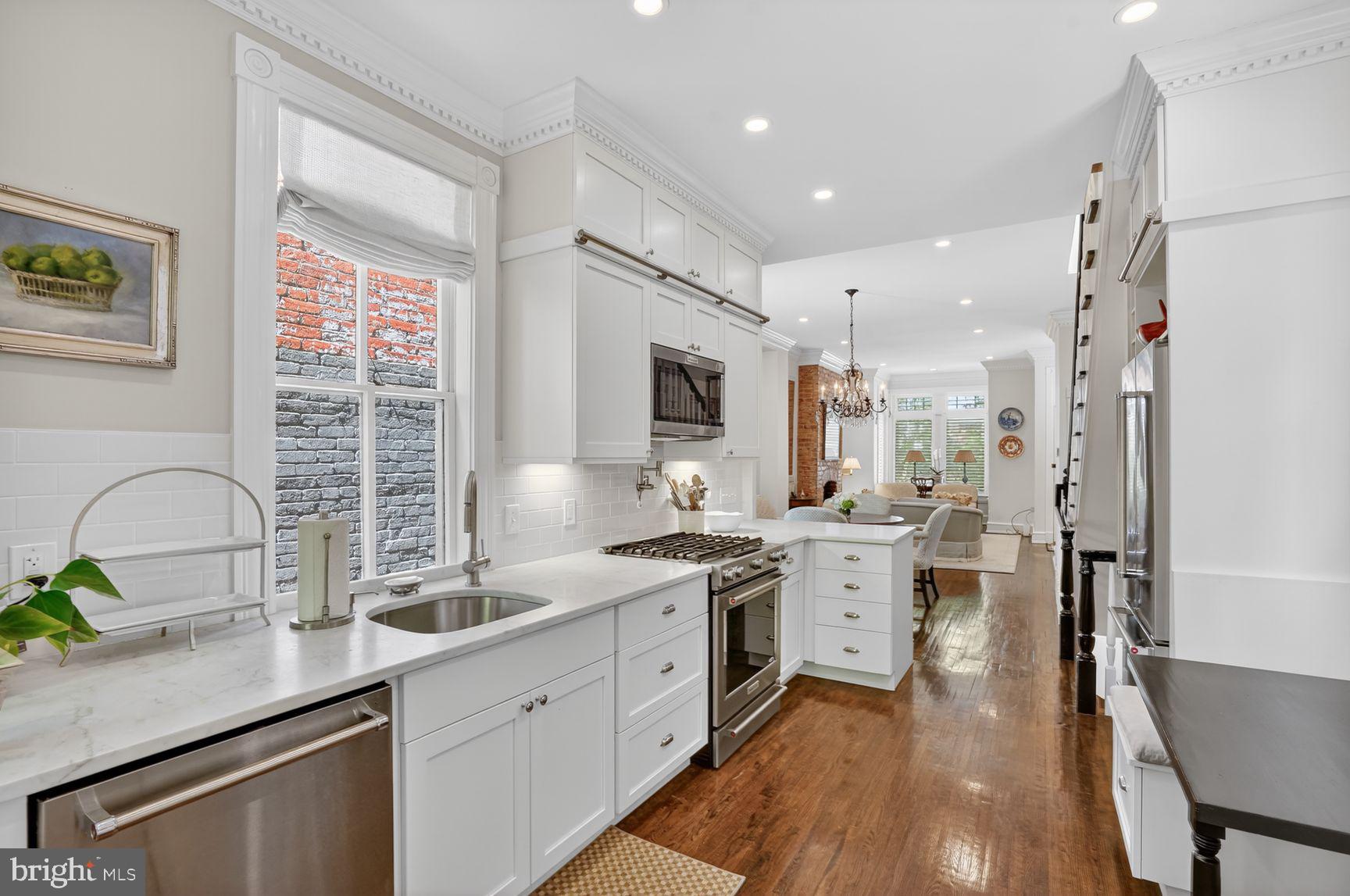 3424 P Street Northwest Washington, DC 20007 - Photo 5 of 29 Gallery Image 5