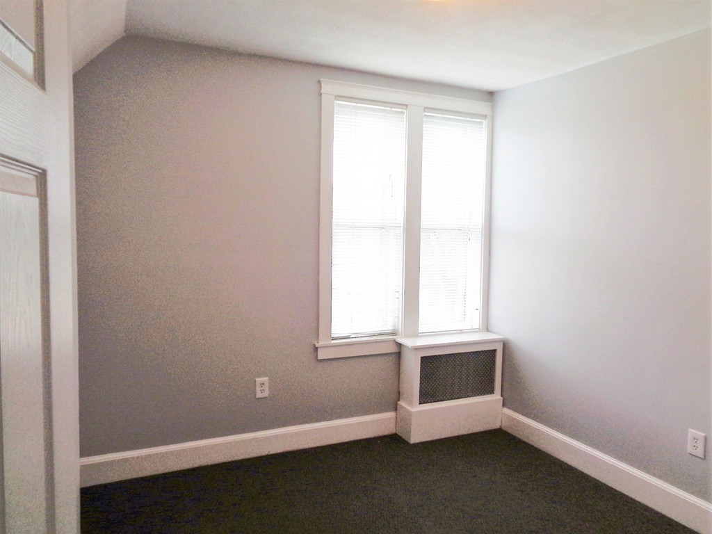 76 Stony Hill Road Wilbraham, MA 01095 - Photo 14 of 22 an empty room with a window