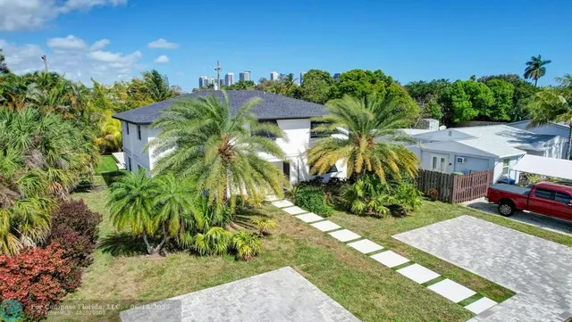 $1,189,000 | 807 Southwest 14th Court, Fort Lauderdale, FL 33315