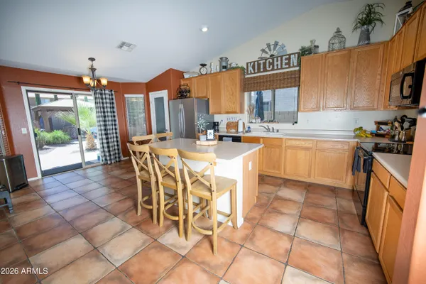 $619,500 | 8369 West Luke Avenue, Glendale, AZ 85305