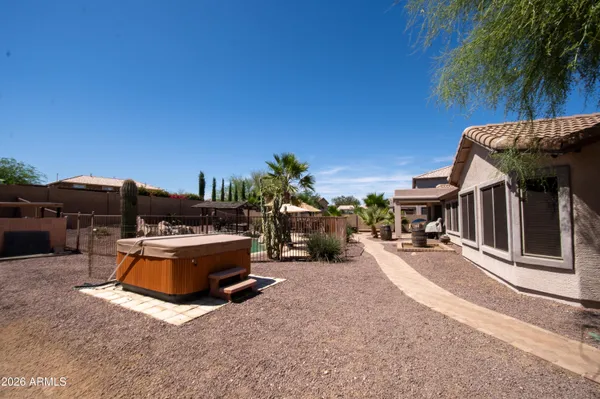 $619,500 | 8369 West Luke Avenue, Glendale, AZ 85305