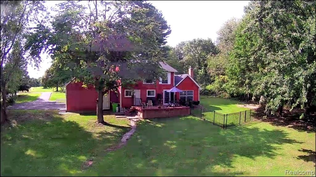 3269 Hixon Road Rochester, MI 48306 - Photo 4 of 41