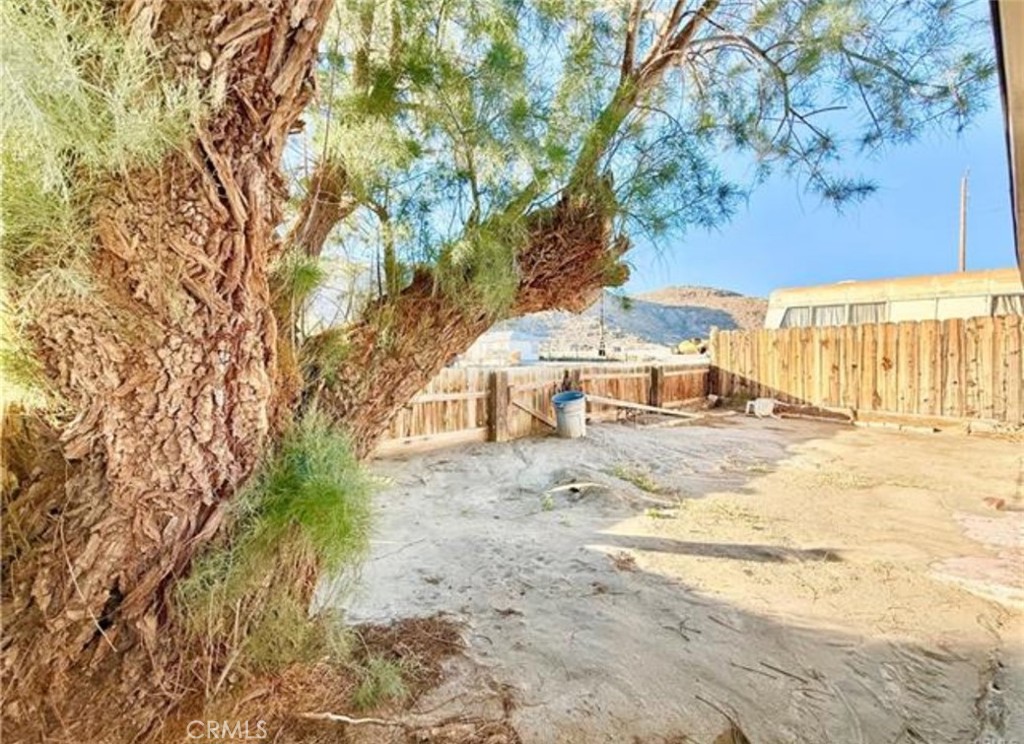 82489 3rd Street Trona, CA 93562 - Photo 22 of 33