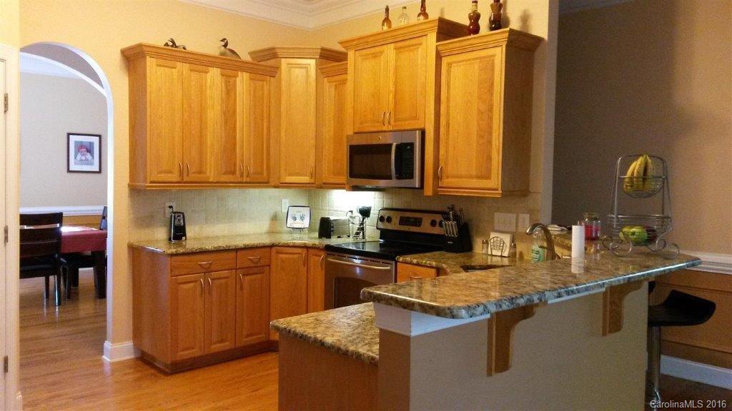 716 Flamingo Road Clover, SC 29710 - Photo 7 of 19