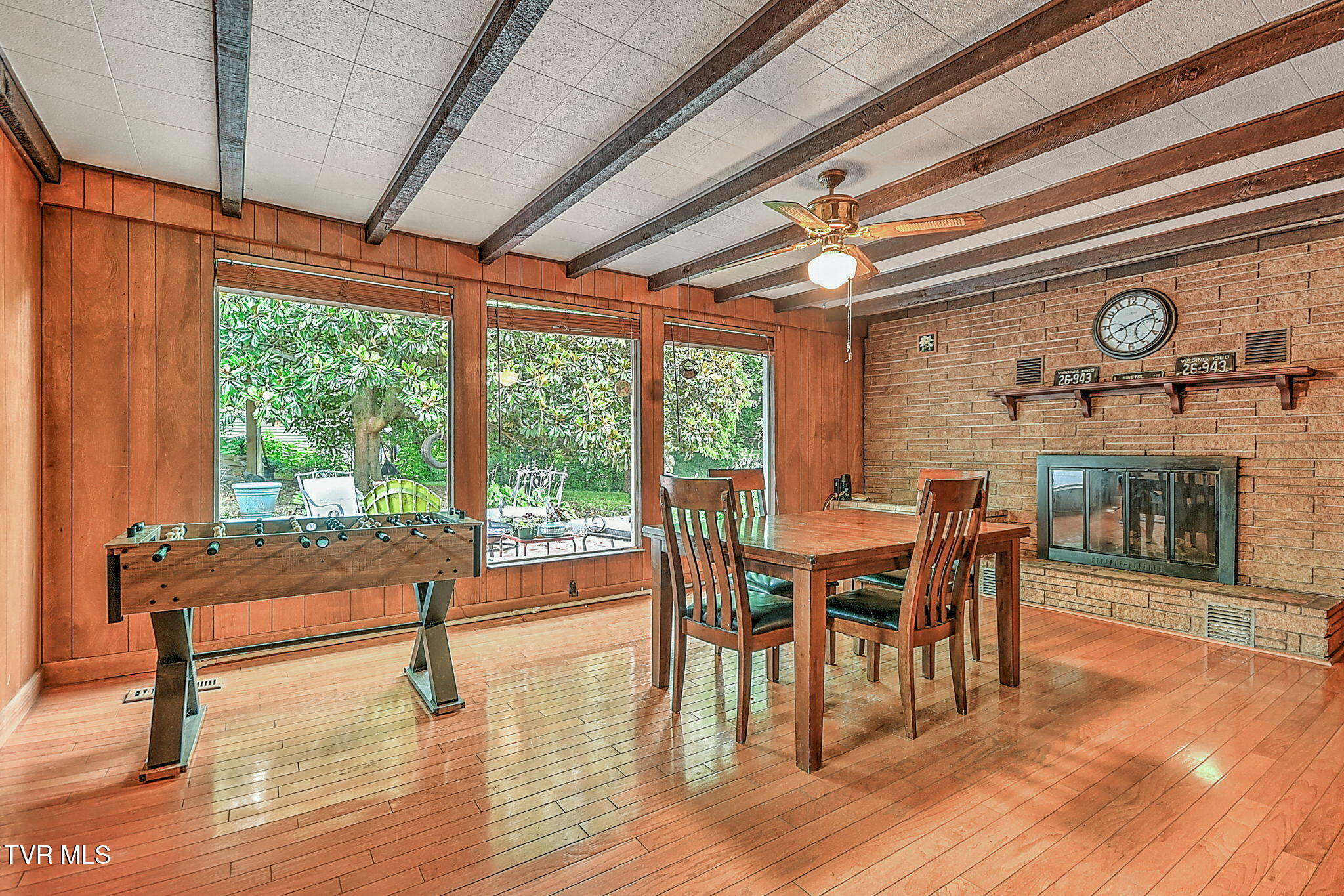400 Randolph Street Bristol, VA 24201 - Photo 2 of 34 3-web-or-mls-400 Randolph DB-4