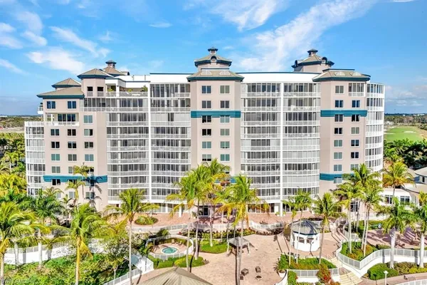 $4,500,000 | 13675 Vanderbilt Drive, Unit V10, Naples, FL 34110