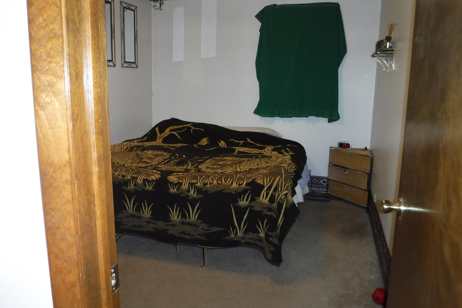 14447 Ridgeway Avenue Midlothian, IL 60445 - Photo 14 of 21 a bedroom with a bed and a mirror