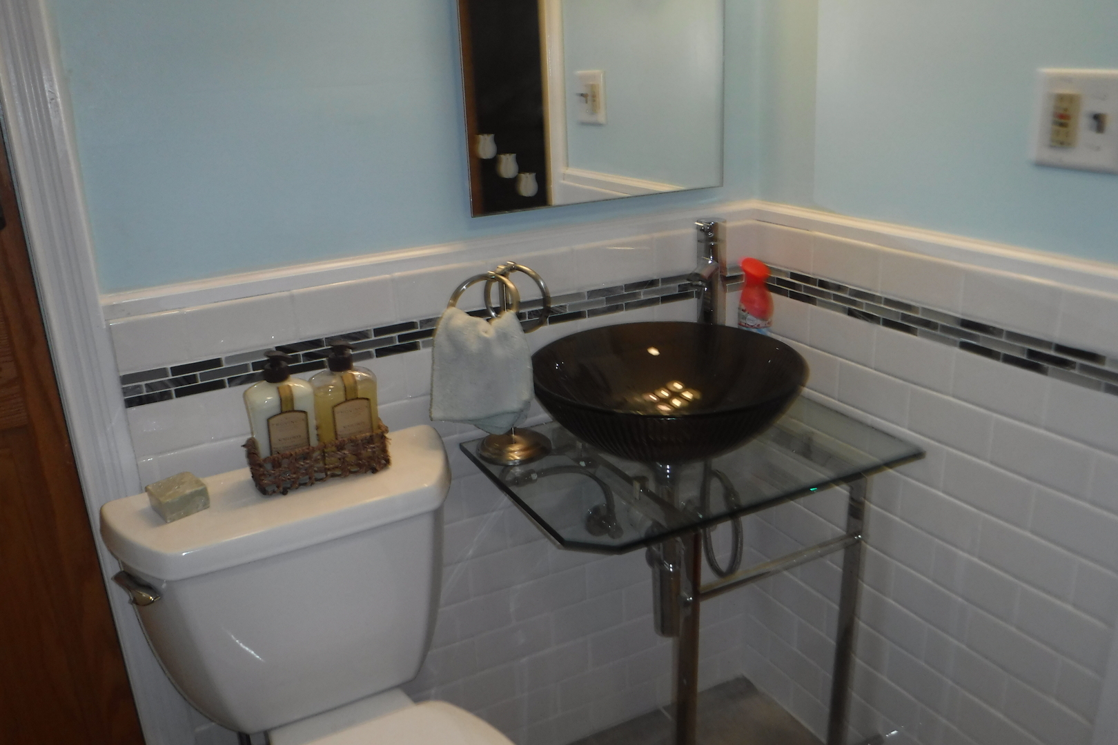 14447 Ridgeway Avenue Midlothian, IL 60445 - Photo 16 of 21 a kitchen with a stove and a sink