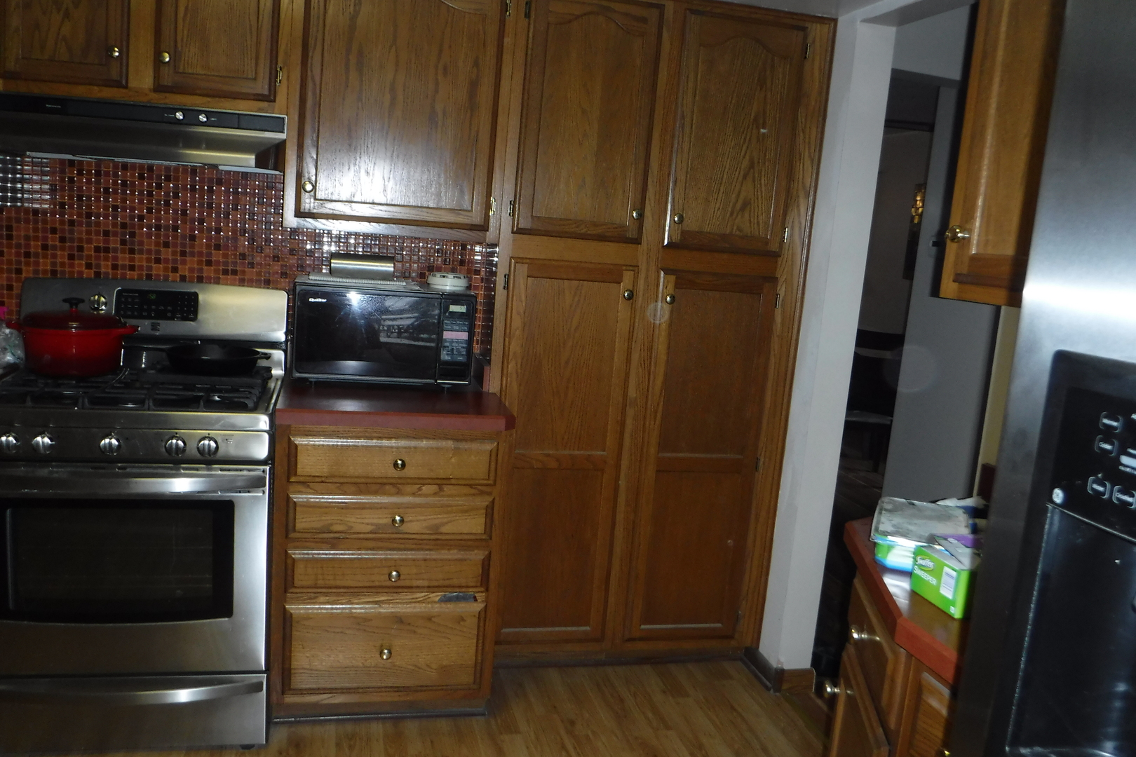 14447 Ridgeway Avenue Midlothian, IL 60445 - Photo 7 of 21 a close view of water heater room