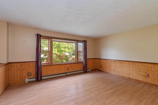 $435,000 | 10 Kim Lane, Milton, VT 05468