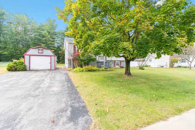 $435,000 | 10 Kim Lane, Milton, VT 05468