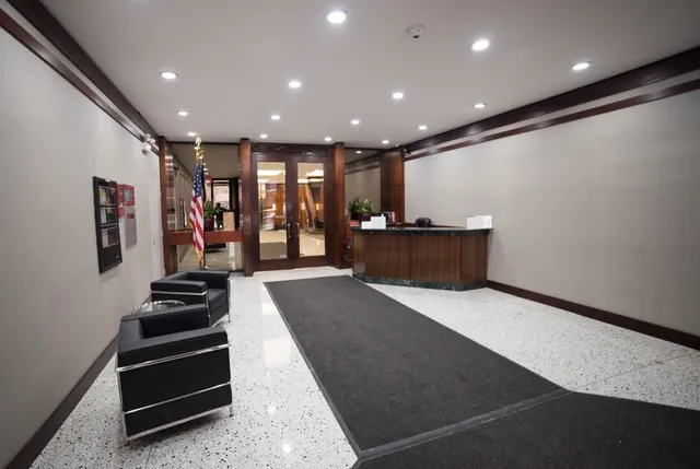 $229,000 | 535 North Michigan Avenue, Unit 1906, Chicago, IL 60611