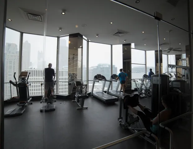 $229,000 | 535 North Michigan Avenue, Unit 1906, Chicago, IL 60611