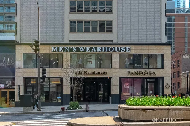 $229,000 | 535 North Michigan Avenue, Unit 1906, Chicago, IL 60611