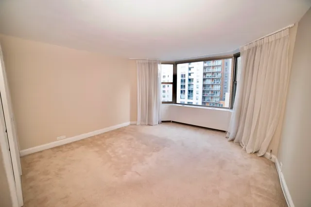 $229,000 | 535 North Michigan Avenue, Unit 1906, Chicago, IL 60611
