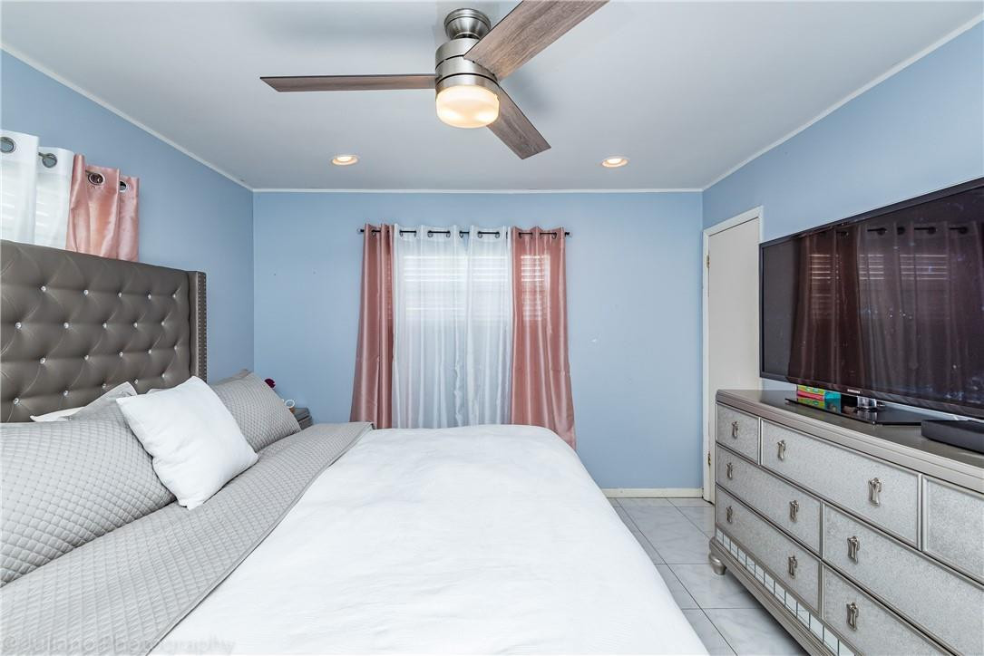 10914 Gallery Street Boca Raton, FL 33428 - Photo 9 of 32 Photo 9