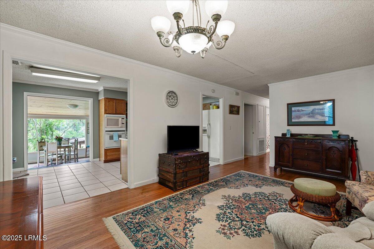 6747 Purrysburg Road Hardeeville, SC 29927 - Photo 7 of 47 07-DSC06923