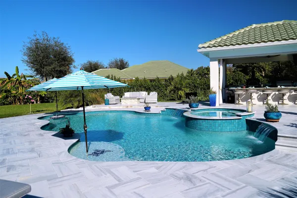 $1,649,000 | 15925 Springhill Court, Wellington, FL 33414