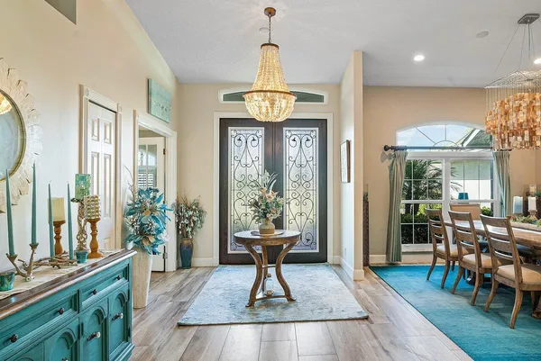 $1,649,000 | 15925 Springhill Court, Wellington, FL 33414