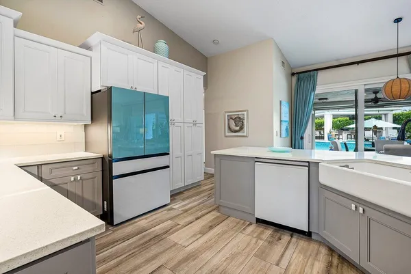 $1,649,000 | 15925 Springhill Court, Wellington, FL 33414