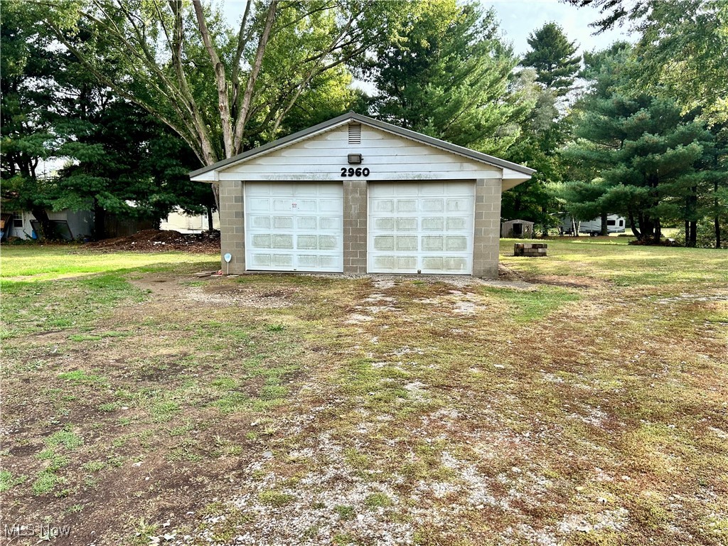 2960 Riverside Park Road Southeast Uhrichsville, OH 44683 - Photo 4 of 10 Gallery Image 4