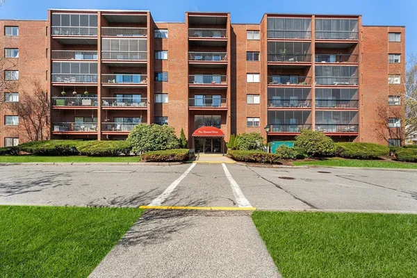 $449,900 | 1 Summit Drive, Unit 58, Reading, MA 01867