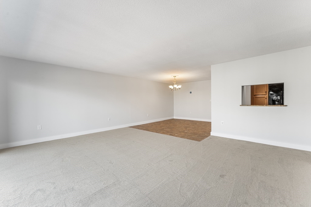 1 Summit Drive, Unit 58 Reading, MA 01867 - Photo 12 of 31