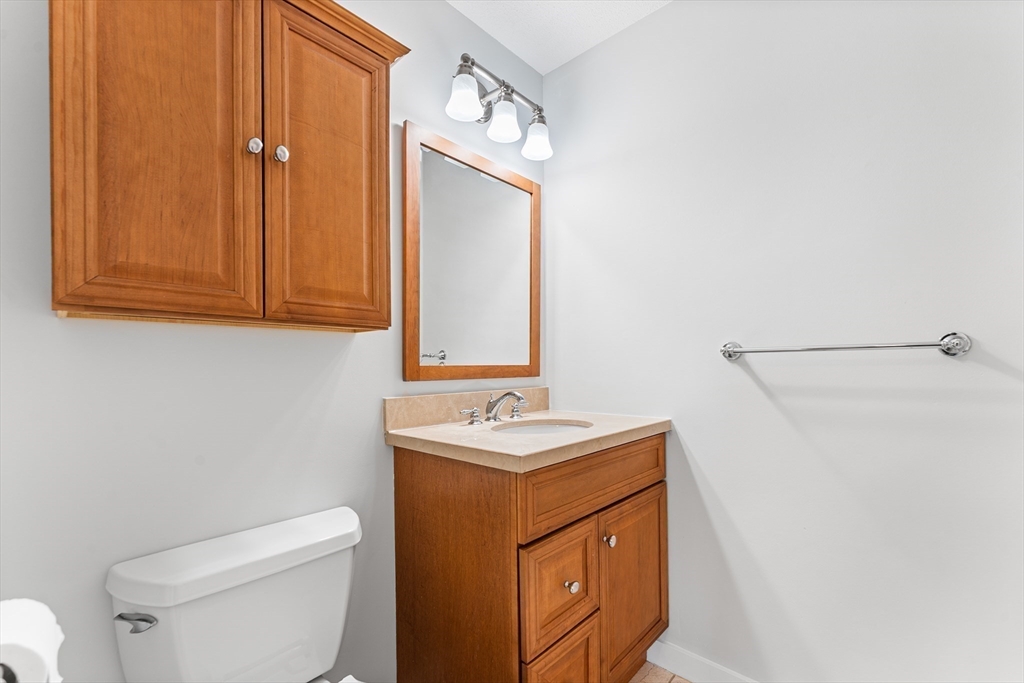 1 Summit Drive, Unit 58 Reading, MA 01867 - Photo 24 of 31
