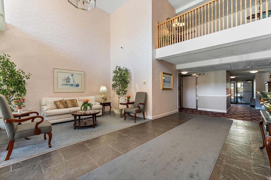 1 Summit Drive, Unit 58 Reading, MA 01867 - Photo 28 of 31